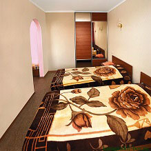 Фото: санаторий Карагайский бор Спальня 2-х комнатного улучшенного номера